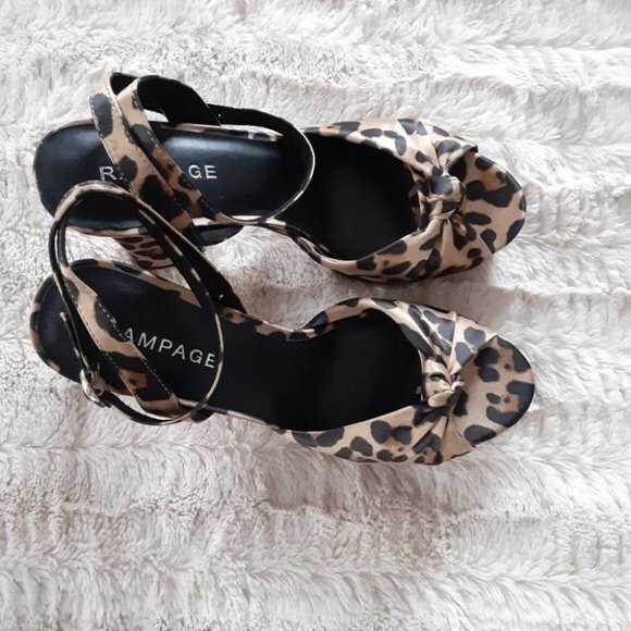 Rampage Leopard Print Heels Size 7.5M Mob Wife Platform Ankle Strap Y2K - Picture 3 of 7